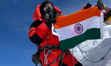 প্রথম ভারতীয় নারী হিসাবে আট হাজারি ৫ শৃঙ্গ জয় প্রিয়াঙ্কার