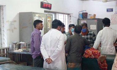 নোয়াখালীতে গাছের আম পাড়ায় চাচাতো ভাইদের হাতে খুন প্রবাসী