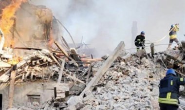  স্কুলে রাশিয়ার বোমা হামলায় ৬০ জন নিহত হয়েছে : জেলেনস্কি