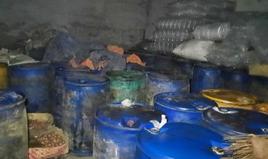 রাজশাহীতে ২০ হাজার লিটার তেল জব্দ, মালিক আটক