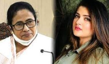 মমতার পক্ষে সাফাই গাইলেন শ্রাবন্তী!