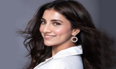  ফের বলিউডে রুক্মিণী মৈত্র