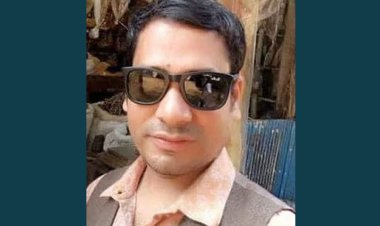 খুলনায় সন্ত্রাসীদের গুলিতে ব্যবসায়ী নিহত, স্ত্রী আহত