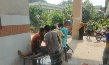 প্রেমিকের বিয়ের খবরে বিষপান, মাকে হারিয়ে কাঁদছে অবুঝ শিশু