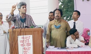 বাংলাদেশে এখন এক ব্যক্তির জমিদারি চলছে: জোনায়েদ সাকি