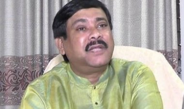 বিএনপি থেকে মেয়র সাক্কুর পদত্যাগ