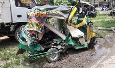 শিক্ষক নিয়োগ পরীক্ষা দিতে যাওয়ার সময় সড়কে ঝরলো ২ প্রাণ