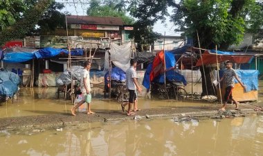 সিলেটে পানি কমলেও দুর্ভোগ বেড়েছে নগরবাসীর