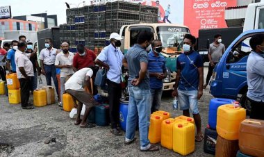  পেট্রোলের অভাবে হাসপাতালে নিতে না পারায় ২ দিনের শিশুর মৃত্যু