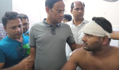 ছাত্রলীগের হামলায় আহত ছাত্রদলের নেতাকর্মীদের পাশে টুকু