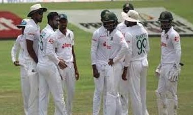  মিরপুরে বৃষ্টি, ম্যাথিউজ-ধনঞ্জয়ের জুটিতে লড়ছে শ্রীলঙ্কা