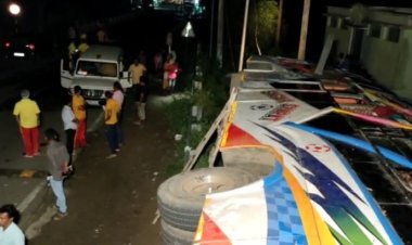 উডিষ্যায় পাহাড়ি রাস্তা থেকে খাদে পর্যটকবাহী বাস, নিহত ৬