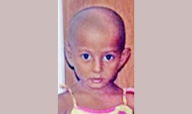 শিশুর বাবা-মাকে পুলিশ খুঁজছে