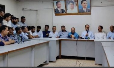 জিয়াউর রহমানকে শ্রেষ্ঠ করতে কাউকে ছোট বড় করতে হয় না: গয়েশ^র