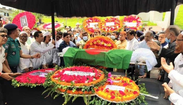 সিলেট কেন্দ্রীয় শহীদ মিনারে মুহিতের মরদেহে শ্রদ্ধা নিবেদন