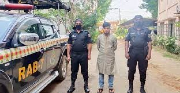 যুবকের পকেটে মিললো ২৪ লাখ টাকার ইয়াবা