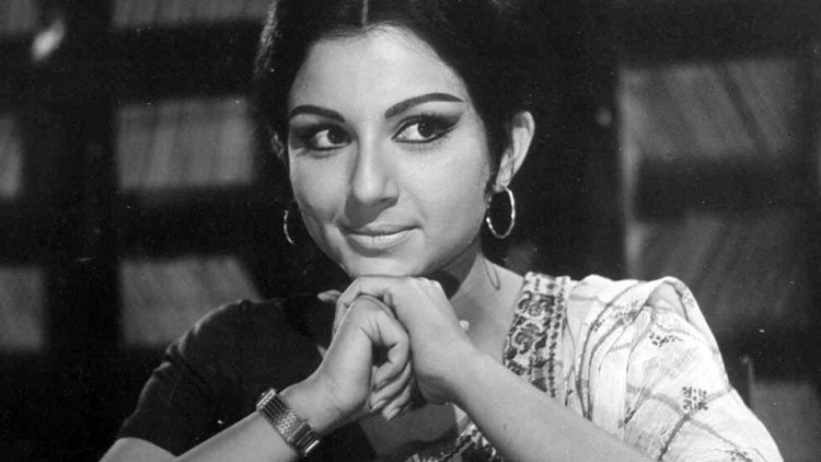 ১২ বছর পর বড় পর্দায় শর্মিলা ঠাকুর