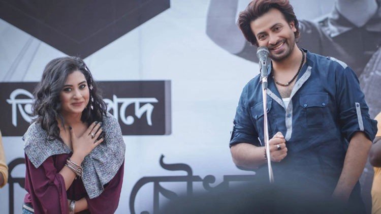 দর্শনা নয়, বুবলীকে নিয়েই আসছেন শাকিব