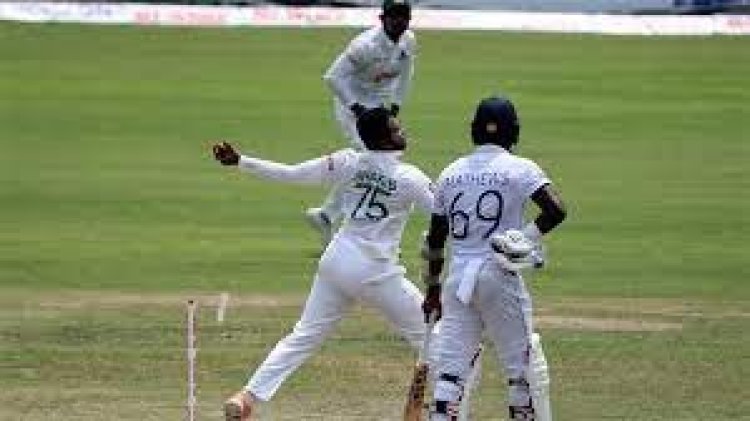 বৃষ্টির পর শুরু হলো খেলা, চলবে ৬টা পর্যন্ত