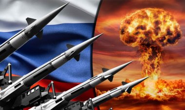 রাশিয়ার পারমাণবিক বাহিনী যুদ্ধের মধ্যেই মহড়া চালাচ্ছে