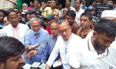 জিয়াউর রহমানের শাহাদাতবার্ষিকী উপলক্ষে  রাজধানীতে গরীব ও দুস্থদের মাঝে খাবার বিতরণ