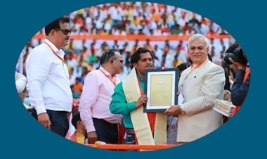 হিন্দুত্ববাদী পপ: মুসলিমবিদ্বেষী গান গেয়ে জনপ্রিয় কৃষ্ণবংশী