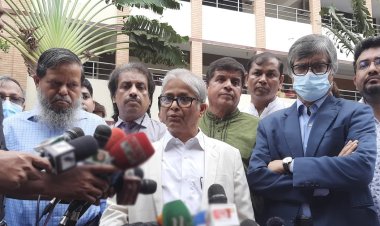 শিক্ষার্থীরা কে কোন সংগঠন করবে, তাদের নিজস্ব বিষয়: ঢাবি উপাচার্য