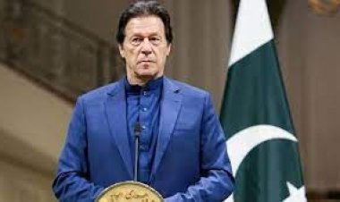  ইমরান খানের বিরুদ্ধে রাষ্ট্রদ্রোহ মামলার প্রস্তুতি পাকিস্তানে