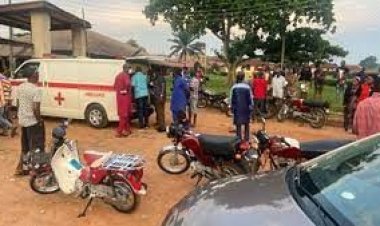  নাইজেরিয়ায় গির্জায় বন্দুকধারীদের হামলা, নিহত ৫০     