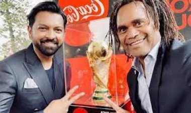 বিশ্বকাপ পেয়ে’ ভি চিহ্ন দেখালেন তাহসান