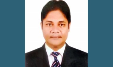 টাকা নিয়ে চাকরি না দেওয়ার অভিযোগে এমপিপুত্রের নামে মামলা