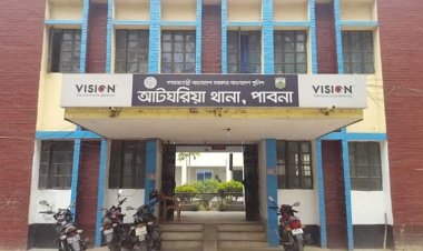 পাবনায় মাকে মেরে মুখে বিষ দিলেন ছেলে