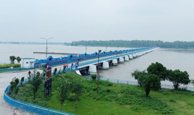 ফের বিপৎসীমা ছুঁই ছুঁই তিস্তার পানি, খুলে দেওয়া হয়েছে ৪৪ গেট