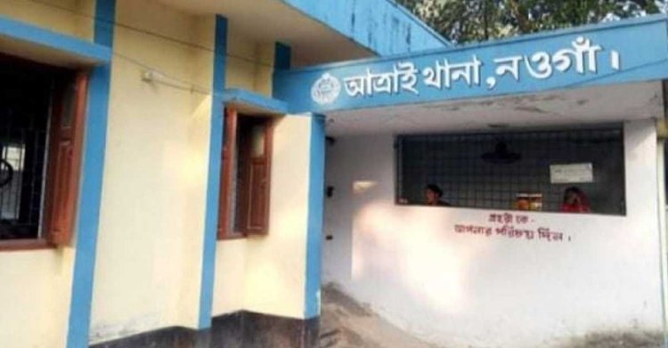 মোটরসাইকেল নিয়ন্ত্রণ হারিয়ে বিদ্যুতের খুঁটিতে ধাক্কায় নিহত ২