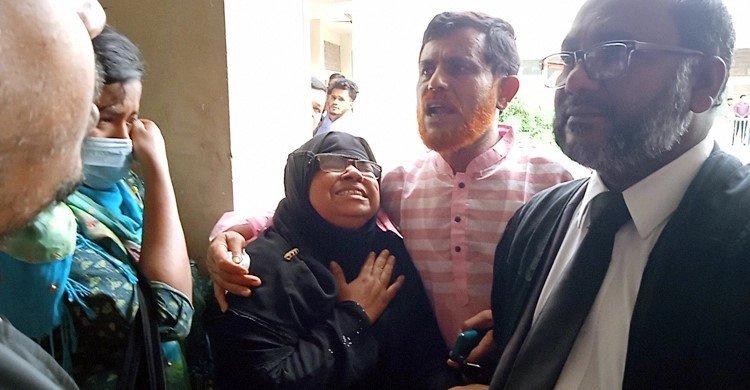 ‘আমাকে ফাঁসি দিয়ে খুনিদের জামিন দিন’
