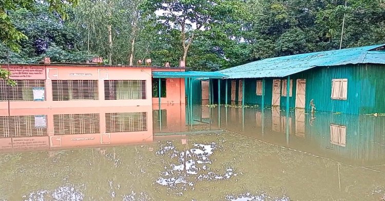 গাইবান্ধায় নতুন নতুন এলাকা প্লাবিত, ৪০ হাজার মানুষ পানিবন্দি