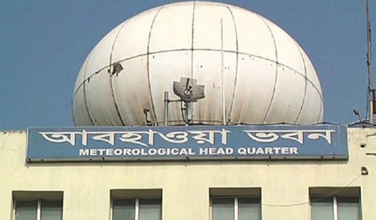 ২০ জেলায় ঝোড়ো হাওয়াসহ বজ্রপাতের আভাস