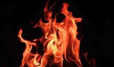 প্রেস ক্লাব চত্বরে গায়ে আগুন দিয়ে ব্যবসায়ীর আত্মহত্যার চেষ্টা