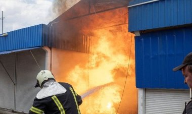  স্লোভিয়ানস্কের বাজারে রাশিয়ার হামলা, হতাহত ৯