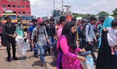  ভোগান্তি ছাড়াই দৌলতদিয়া দিয়ে ঘরে ফিরছে মানুষ