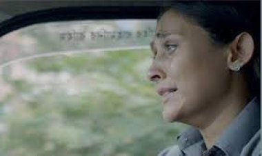  কাঁদছেন ‘অ্যাম্বুলেন্স গার্ল’ মেহজাবীন!