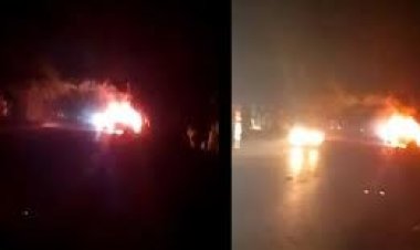  ১৪ কলেজছাত্র নিয়ে কক্সবাজার যাওয়ার পথে পুড়ে গেল মাইক্রোবাস