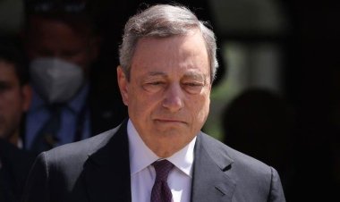 ইতালির প্রধানমন্ত্রীর পদত্যাগের ঘোষণা, প্রেসিডেন্টের প্রত্যাখ্যান