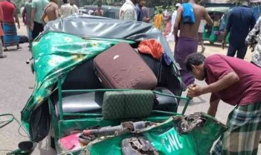 ফেনীতে ট্রাক-অটোরিকশা সংঘর্ষে প্রাণ গেলো ২ জনের