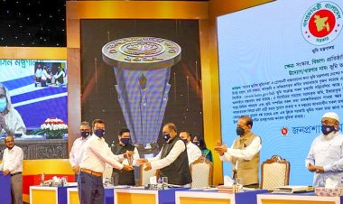 বঙ্গবন্ধু জনপ্রশাসন পদক পেলেন ৩১ ব্যক্তি-প্রতিষ্ঠান