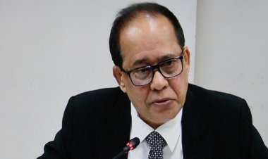 কাউকে নির্বাচনে আসতে বাধ্য করার কাজ কমিশনের নয়: সিইসি