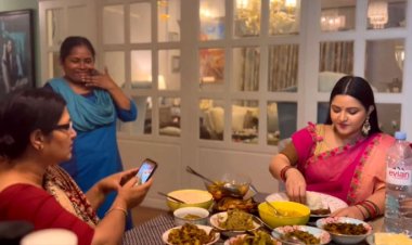  পরীমণির জন্য ফুল, শাড়ি আর খাবার নিয়ে এলেন ‘মা’ অপু