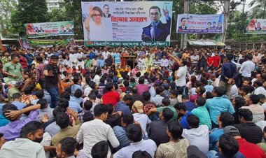 লোডশেডিং ও জ্বালানি খাতে অব্যবস্থাপনার প্রতিবাদে  বিএনপির বিক্ষোভে জনতার ঢল