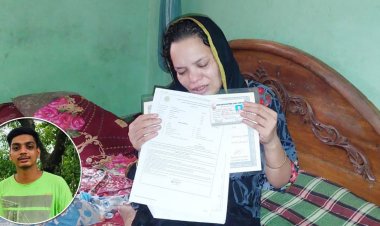 সনদগুলো বুকে জড়িয়ে মায়ের আহাজারি