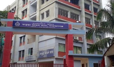 কারখানার শ্রমিককে কুপিয়ে হত্যা